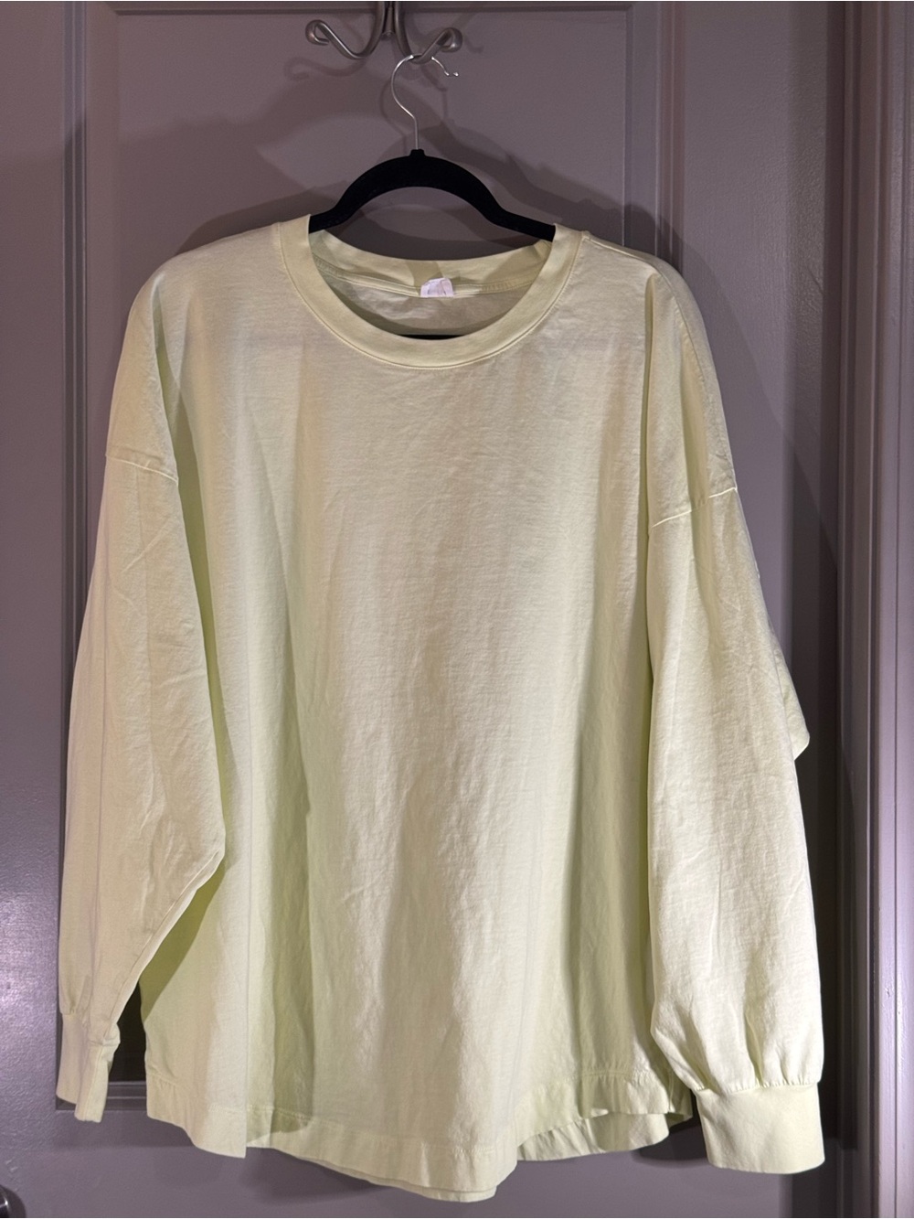 Wilfred - Aritzia - Long-Sleeve Tour Shirt in Lime